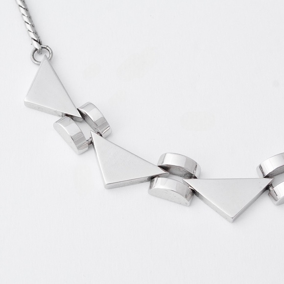 Vintage Silver Tone Triangle Link Necklace Geometric Modernist 15” - Picture 3 of 5